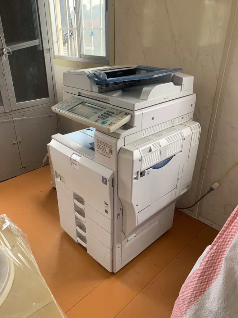 Giao may photocopy Ricoh 5001 cho du an Ho Tram2