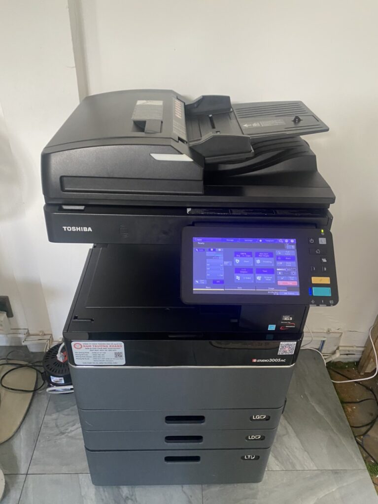 Giao may photocopy Toshiba 3005AC cho cong ty tai TP Thu Duc1 1